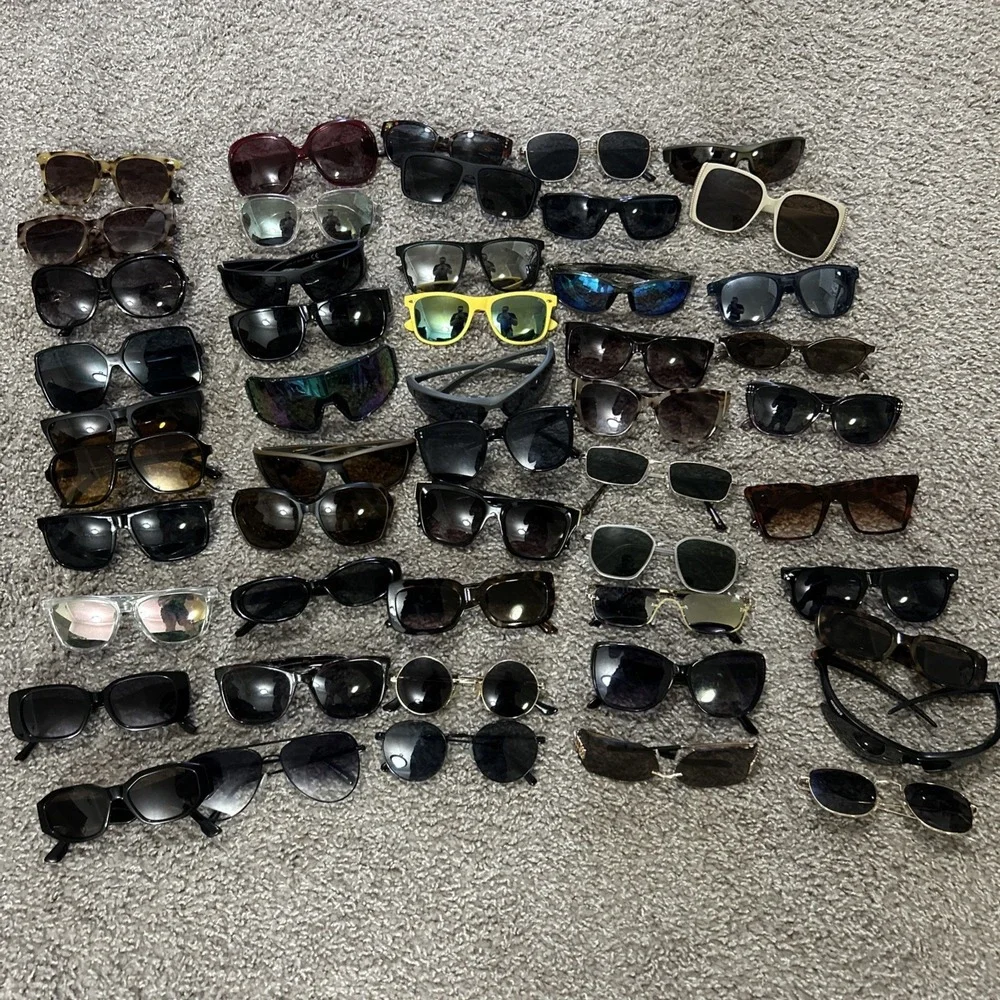Sunglasses‎ Lot Of 50 Mixed Brand Blender/Kenneth Cole Etc Bulk